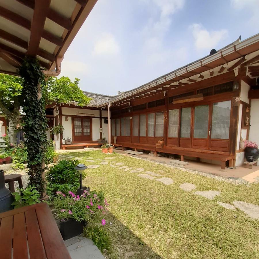 Gyeongju Guesthouse Huewon Dış mekan fotoğraf