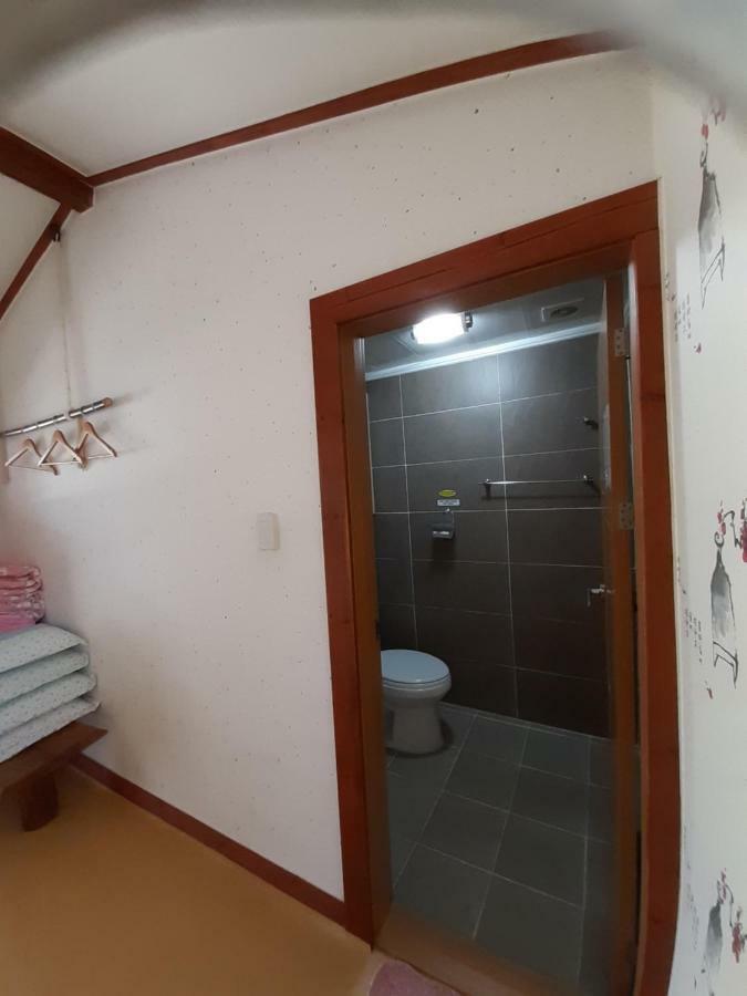 Gyeongju Guesthouse Huewon Dış mekan fotoğraf