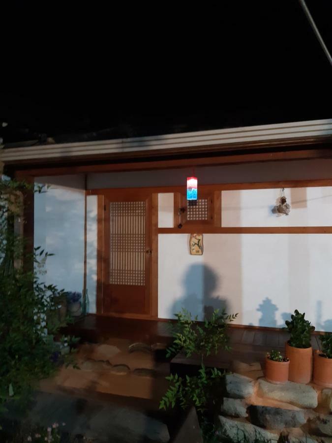 Gyeongju Guesthouse Huewon Dış mekan fotoğraf